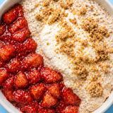 Strawberry Cheesecake Overnight Oats
