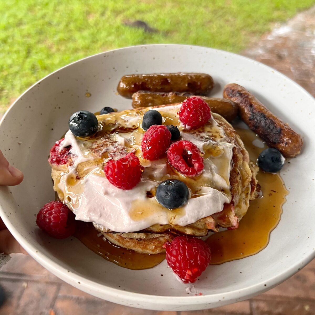 Protein Pancakes with Greek Yogurt and Mixed Berries